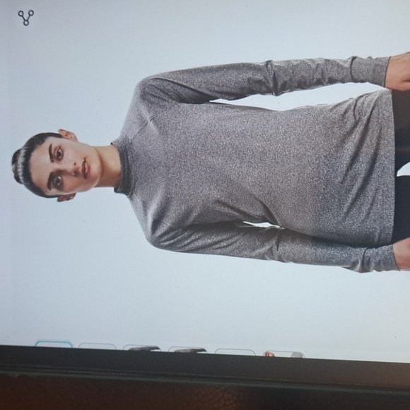 UNDER ARMOUR HEATGEAR TOP  XL - Picture 1 of 12